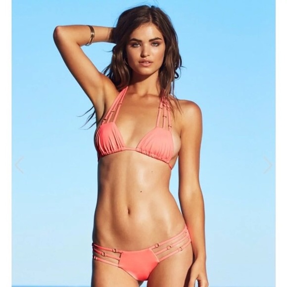 Beach Bunny •Basics Triple Strap• Bottom - Picture 3 of 6